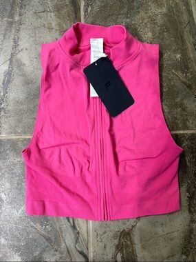 Fabletics Hot Pink Sleeveless Zip Crop Top